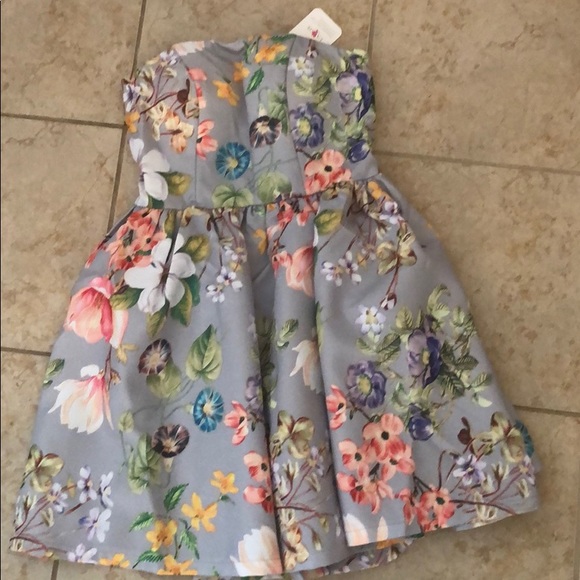 Beautiful floral print strapless dress - Picture 1 of 6